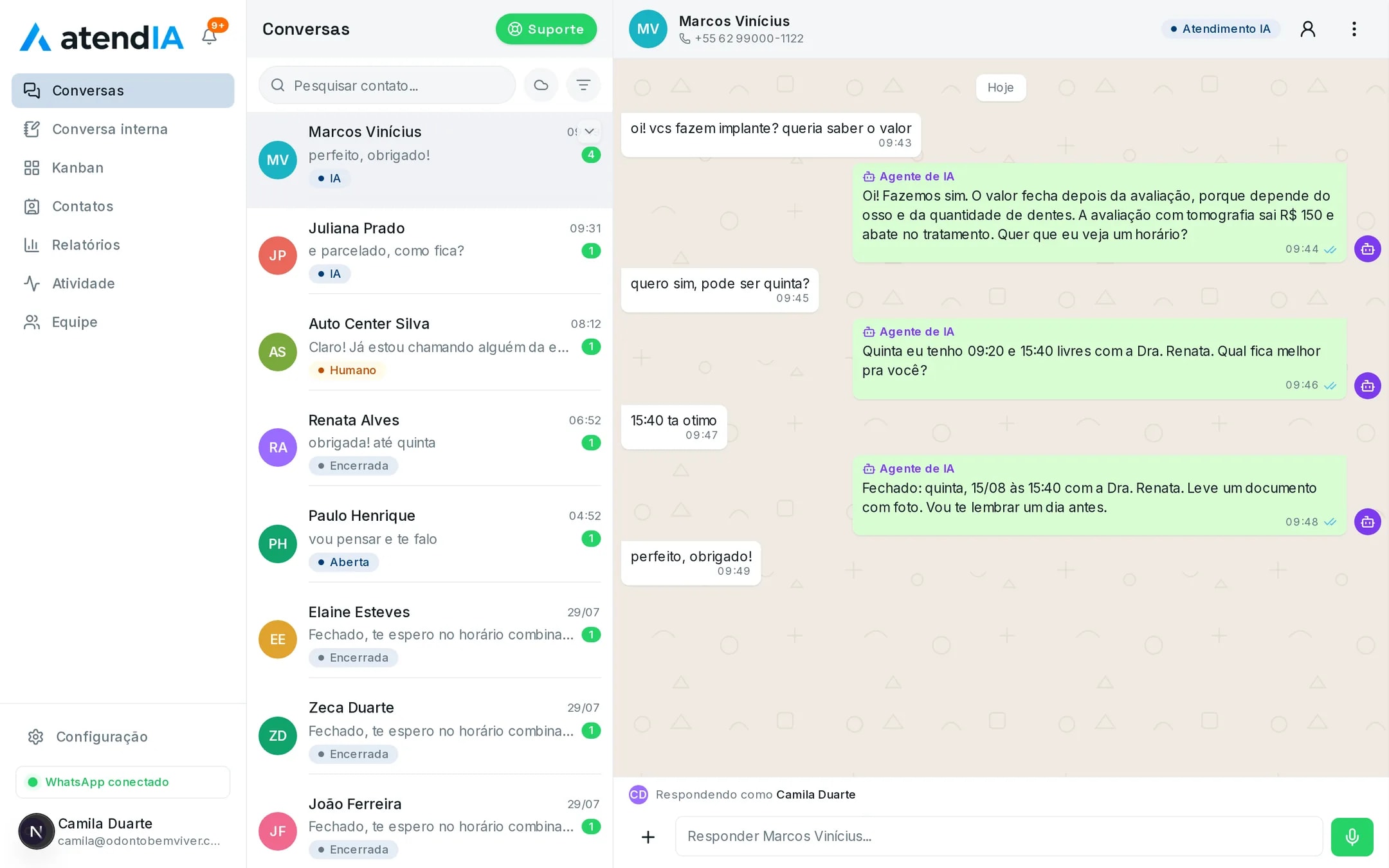 Painel da atendIA com a lista de conversas à esquerda e a conversa aberta à direita, mostrando as respostas marcadas como Agente de IA
